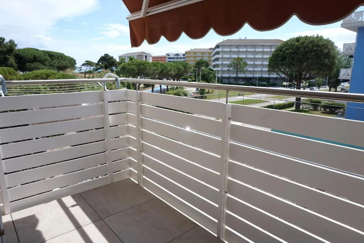 Enjoy Your Holiday In Our Pool - Beahost Porto Santa Margherita di Caorle Apartment