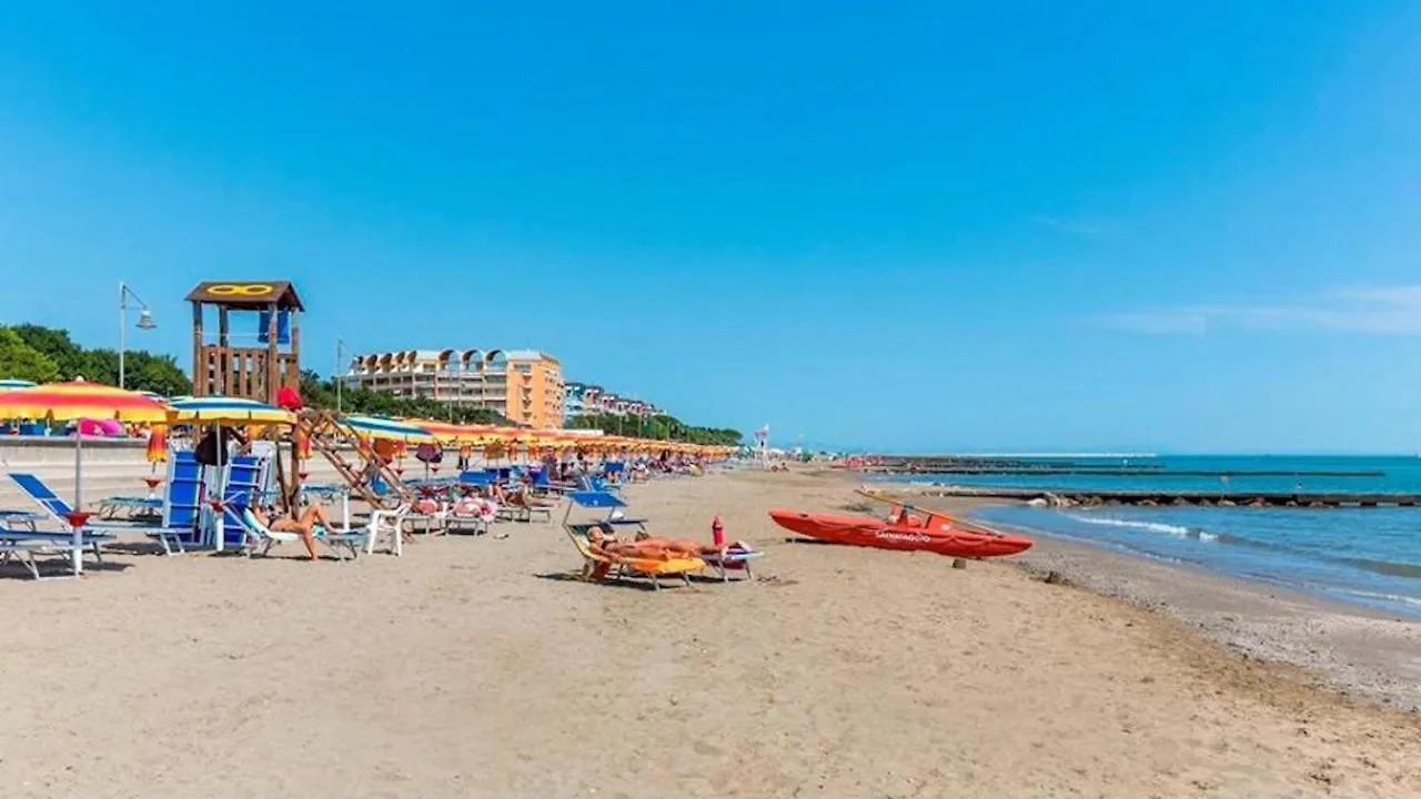 Lejlighed Enjoy Your Holiday In Our Pool - Beahost Porto Santa Margherita di Caorle